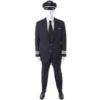 FLIGHT - Whip Whitaker (Denzel Washington) pilot uniform