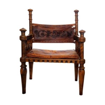 THE LION IN WINTER (1968) - Lot #1365 : King Henry II‘s (Peter O‘Toole) Screen-Matched Throne