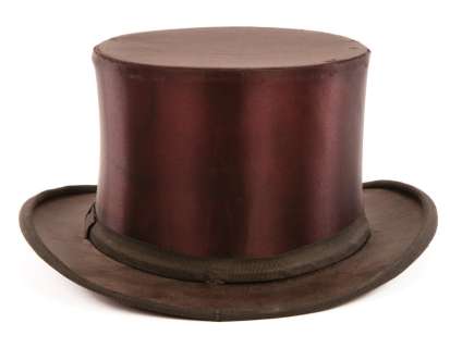 DUDLEY MOORE “ARTHUR” SIGNATURE SCREEN-WORN TOP HAT FROM ARTHUR | Profiles in History