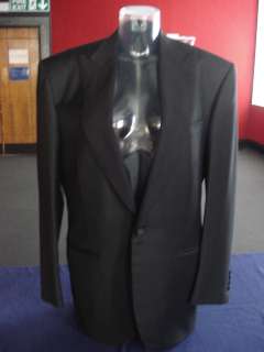 A tuxedo made for Daniel Craig in his role as James Bond in ’Casino Royale’ | Bonhams