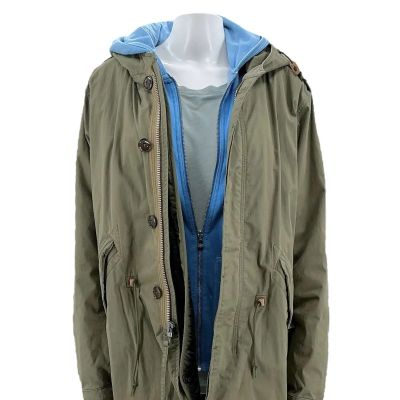 The Handmaid’s Tale June Osborne Screen Worn Jacket, Hoodie & T-Shirt Ep 101 | VIP Fan Auctions