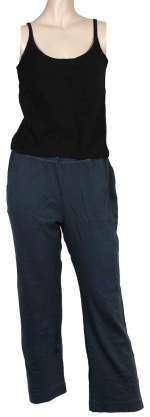 Lot 1070 - Jodie Foster "Panic Room" Screen Worn Costume