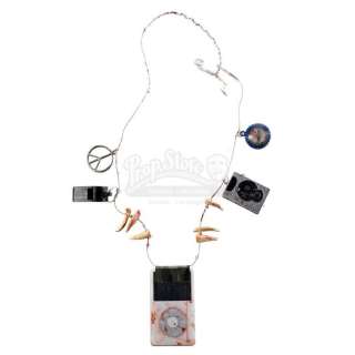 TROPIC THUNDER (2008) - Lot 1311 - Tugg Speedman‘s (Ben Stiller) Feral iPod Necklace