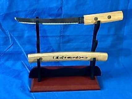 Lupin III - Rare Short Katana "Tantō". "Shirasaya" Model of Character "Goemon" "Zantetsu-Ken" | LUPIN III - RARE Short KATANA "Tantō". "Shirasaya" Model of character "GOEMON" "Zantetsu-Ken" - KATANA Deluxe Replica First production - Completely in Wood and 440C Carbon Steel blade(TOSHIN). NEW | Catawiki