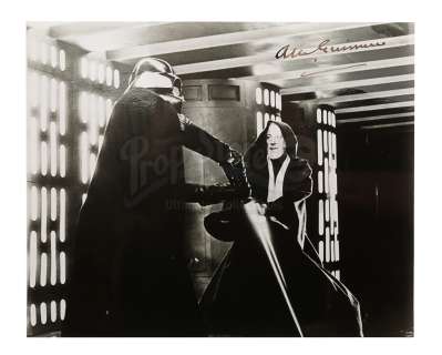 STAR WARS: A NEW HOPE (1977) - Lot 935 - Alec Guinness Autographed Photo