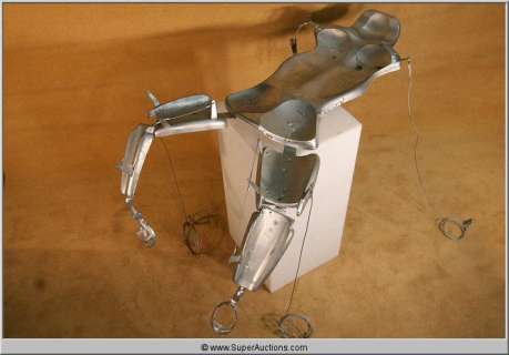 "Minority Report" 2002 Silver Suspension Chair | Super Auctions