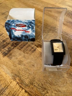 James Bond 007: Die Another Day - Pierce Brosnan - Swatch | Catawiki
