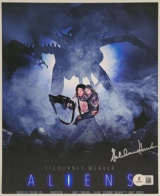 Aliens - signed by Gale Anne Hurd (Productor) - Photo with Beckett COA | Catawiki