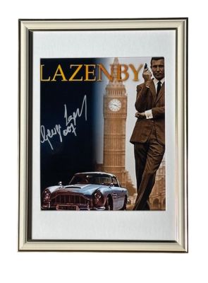 James Bond 007: On Her Majesty’s Secret Service - George Lazenby Signed 007 James Bond Photo OHMSS Aston Martin Big Ben Autograph | Catawiki