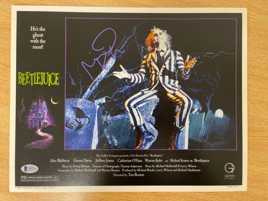 Beetlejuice - Michael Keaton Signed 14x11" (35.6 × 27.9 cm) Photo – Beckett Authentication (BAS COA) | Catawiki