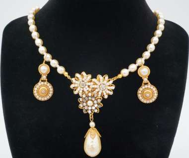 Faye Dunaway’s "Don Juan DeMarco" Jewelry Suite | GWS Auctions