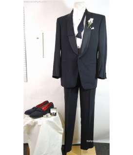 Lot 129 - Heartbreakers Dean Cumanno (Ray Liotta) Tuxedo Costume