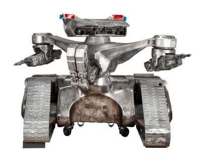 TERMINATOR 2 - JUDGMENT DAY | 1991 "FUTURE WAR" SKYNET HUNTER KILLER "HK" TANK (WITH DVD) | Julien’s