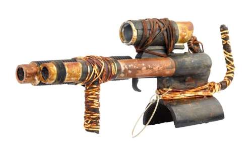 Lot 285 - Waterworld | Background Pistol Prop