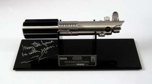Lot 19 - Star Wars: Episode IV Luke Skywalker (Mark Hamill) Artist Proof Edition Lightsaber