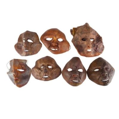 DAWN OF THE DEAD (2004) - Lot #129 : Set of Seven Background Zombie Masks