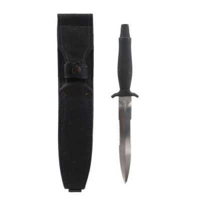 UNDER SIEGE (1992) - Lot #620 : Casey Ryback‘s (Steven Seagal) Gerber Mark II Knife and Sheath