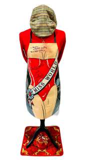 ONLY FOOLS & HORSES - STRANGERS ON THE SHORE APRON DISPLAY | Auctioneum Ltd