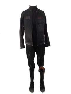 Resident Evil: The Final Chapter Dr. Isaacs (Ian Glen) Movie Costumes | Premiere Props