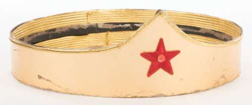 Lynda Carter ’Wonder Woman’ signature accessories from Wonder Woman. | Profiles in History