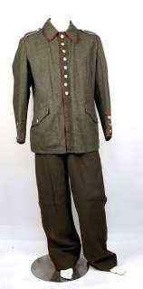 Lot 2013 - All Quiet on the Western Front (1930) - WW1 military uniform comprising jacket and matching trousers