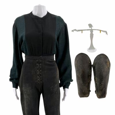 The Bluff Ercell Screen Worn Body Top, Pants, Earrings & Gaiters Ch 5 Sc Multiple | VIP Fan Auctions
