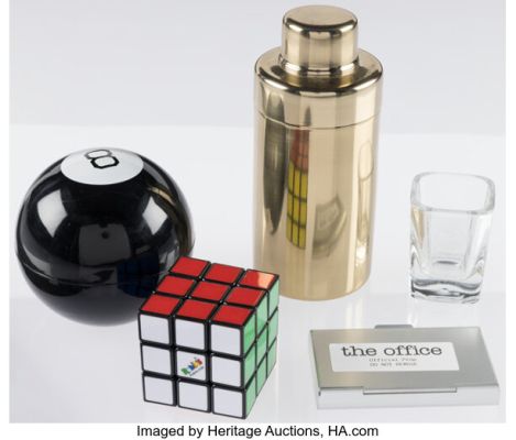 the office (NBC TV, 2005-2013), Steve Carell "Michael Scott" Group of (5) Personal Desk Accessories.