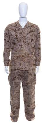 Lot 55 - Battle Los Angeles – Michael Nantz‘s (Aaron Eckhart) Marine Uniform – A841
