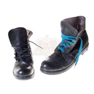 Amazing Spider-Man, The - Peter Parker’s (Andrew Garfield) Boots - 34-18 | Icons of Pop Culture