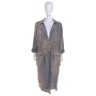 Lot 24 - Ghostbusters (2016) – Jillian Holtzmann‘s (Kate McKinnon) Lab Coat – 39-64