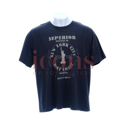 Lot 9 - Kevin Can Wait (TV) - Kevin Gable’s (Kevin James) Graphic T-Shirt - 64-9 | Icons of Pop Culture