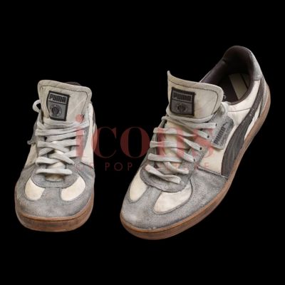 Lot 49 - Anaconda - Doug McCallister’s (Jack Black) Sneakers - 65-49 - ICN-000663 | Icons of Pop Culture