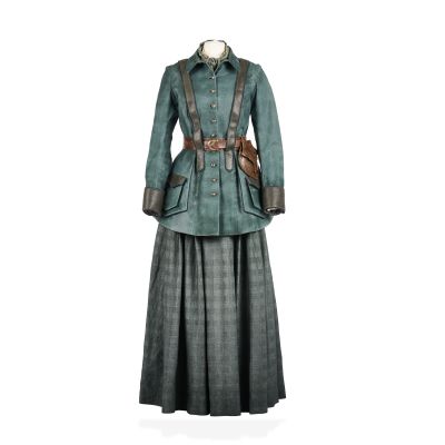 Outlander | Fraser’s Ridge daywear ensemble worn by Claire Season 8 4 | Bonhams