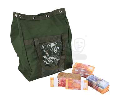 CHAPPIE (2015) - Lot 157 - Canvas Bag and Prop Money