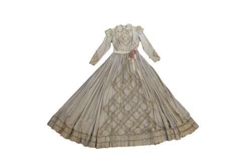 BETTE DAVIS JUAREZ GOWN | Julien’s