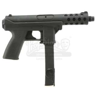 BIG TROUBLE IN LITTLE CHINA (1986) - Lot 534 - Jack Burton‘s (Kurt Russell) TEC-9 Gun