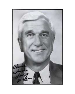 Leslie Nielsen (Frank Drebin) - Authentic Autographed Photo from "The Naked Gun" - with COA | Catawiki