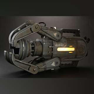 Pacific Rim | Light-Up Jaeger Claw Bolt Turner | Propstore