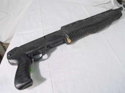 "Jurassic Park" 1993 Fiberglass Hero Shot Gun | 20th Century Props