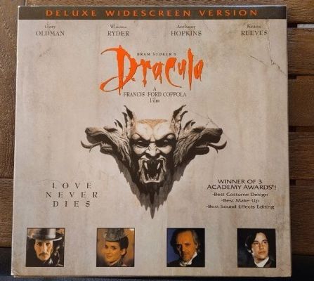 "23 Premium LaserDiscs: Jurassic Park Collector’s, Aliens Deluxe, Dracula Awards – No Rot". Various (Pioneer, Warner, CBS/Fox, MCA/Universal, Image) Laserdisk Number of items: 23 | Catawiki