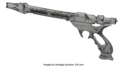 Temuera Morrison "Jango Fett" stunt blaster from Star Wars: Episode II - Attack of the Clones....
