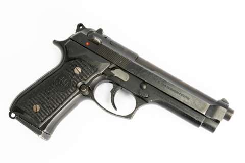 Lot 546 - BRUCE WILLIS "JOHN McCLANE" SCREEN-USED BERETTA 92FS HERO PISTOL FROM DIE HARD WITH A VENGEANCE