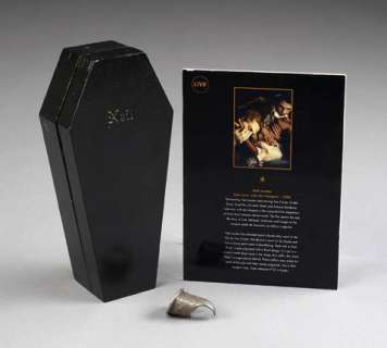 TOM CRUISE INTERVIEW WITH THE VAMPIRE PROP | Julien’s