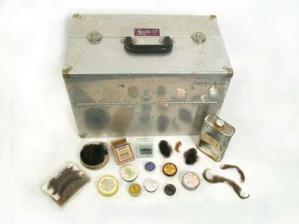 Harry Thomas Personal Make Up Kit | Premiere Props