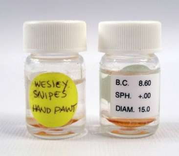 Lot 6 - Blade Trinity Blade (Wesley Snipes) Blood-Red Vampire Contacts