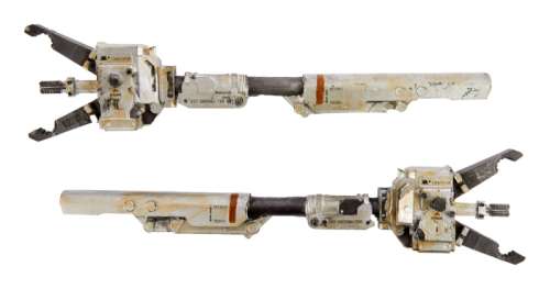 Lot 828 - SPECTRAL: JAMES BADGE DALE "DR. MARK CLYNE" UMBILICAL DECOUPLING TOOL PROPS