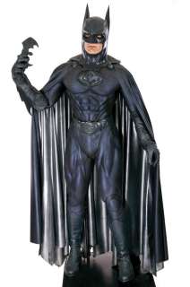 Lot 801 - BATMAN & ROBIN GEORGE CLOONEY SCREEN-WORN BATMAN COSTUME DISPLAY