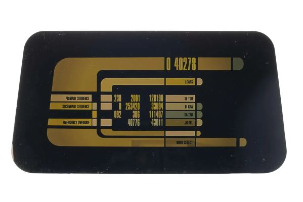 Star Trek: Picard | Lot 10 - Enterprise-D Bridge LCARS Panel A | Julien’s