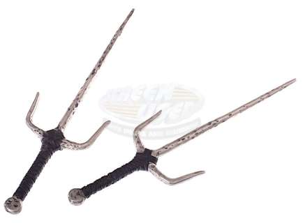 Xena: Warrior Princess (TV) - Gabrielle’s Sai (Renee O’Connor’s) | ScreenUsed