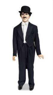 CHARLIE CHAPLIN WORN A KING IN NEW YORK SUIT ON LIFE-SIZE MANNEQUIN | Julien’s